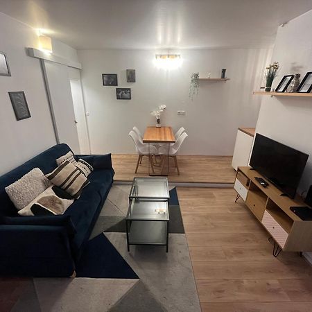 Ferienwohnung Chateau Versailles A 10 Min A Pied Zimmer foto