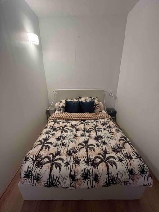 Ferienwohnung Chateau Versailles A 10 Min A Pied Exterior foto